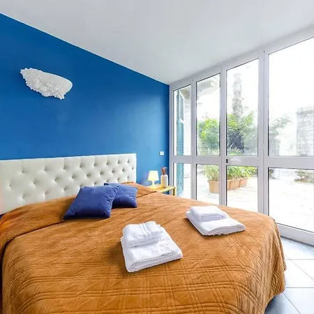 Free Parking Jacuzzi • Terrace • Garden • Ac *